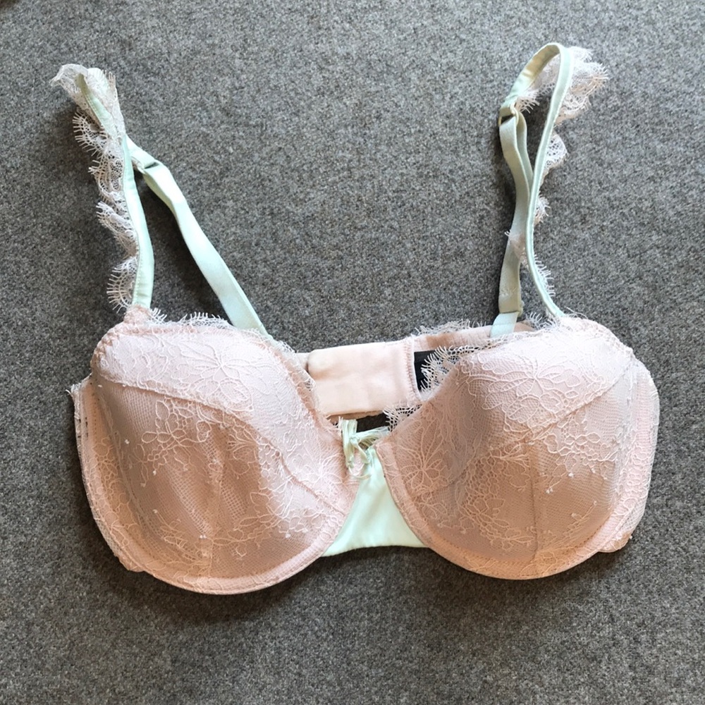 Heidi Klum Intimates - Size 34D